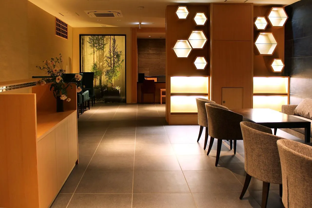 Kyoto Shinmachi Rokkaku Hotel Grandereverie