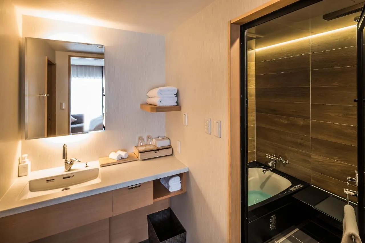 Kyoto Shinmachi Rokkaku Hotel Grandereverie