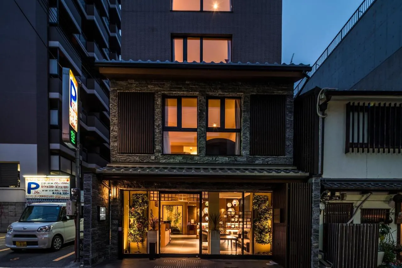 ****  Kyoto Shinmachi Rokkaku Hotel Grandereverie Japan